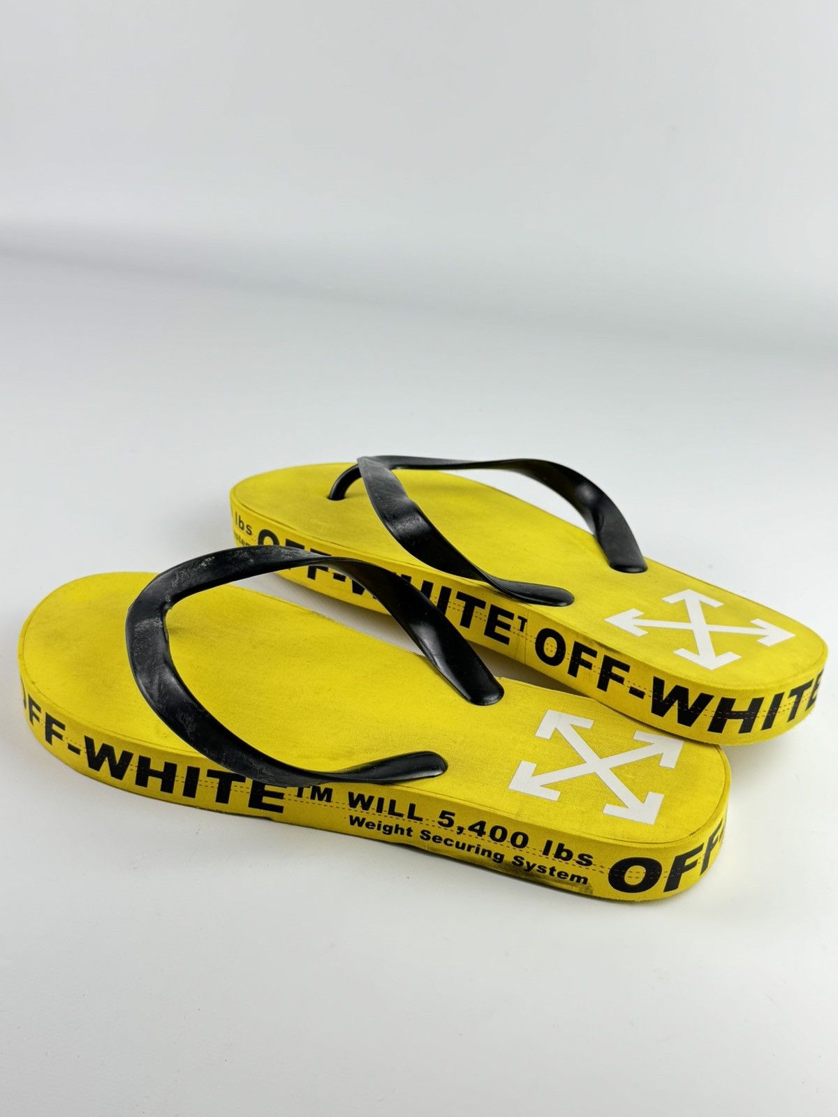 Off-White Logo Typographyc Flip Flop Yellow SS20 US9