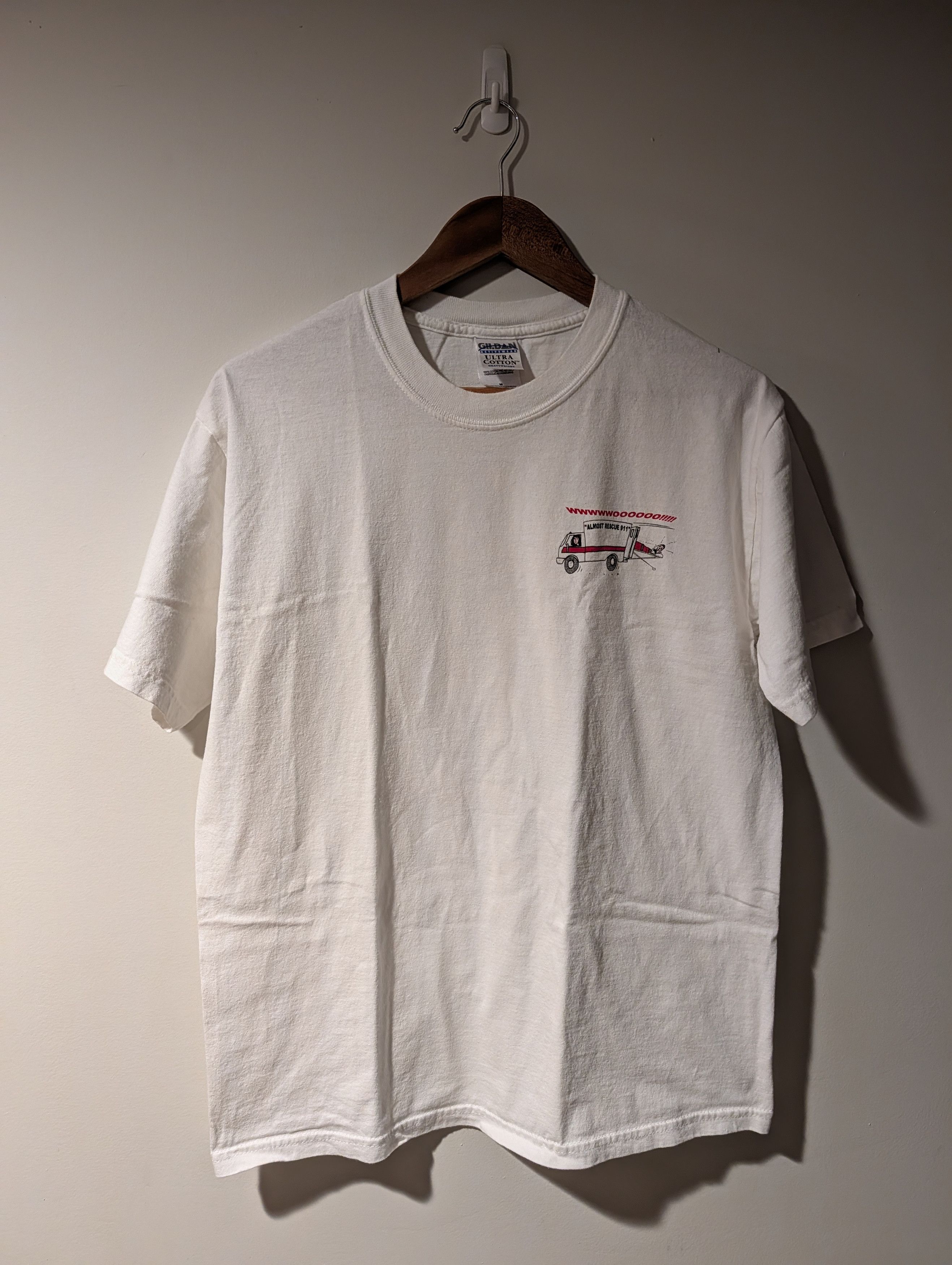 Gildan Vintage Sonya King Almost Rescue 911 Tour Medium T-Shirt Size US M / EU 48-50 / 2 - 3 Thumbnail