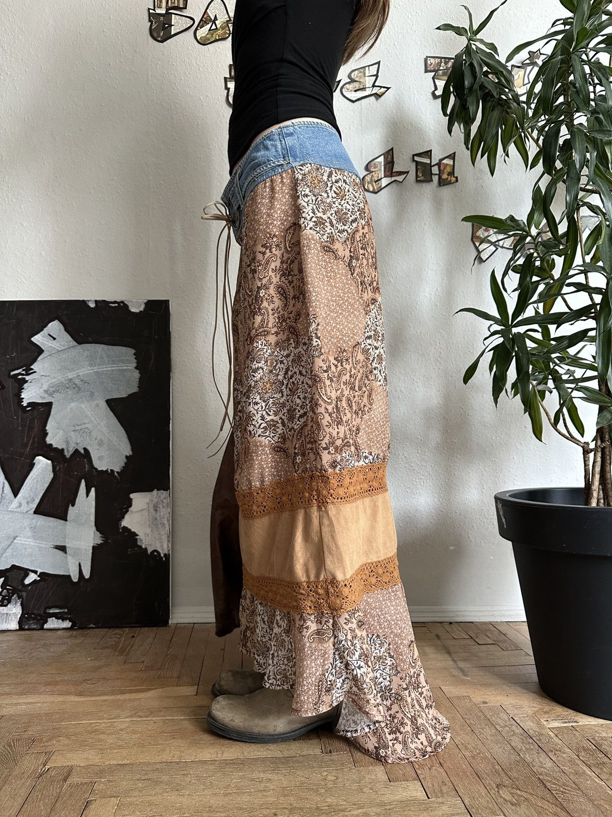 Seditionaries Boho Hippie Western Mixed Fabric Maxi Skirt Size 32" / US 10 / IT 46 - 5 Thumbnail