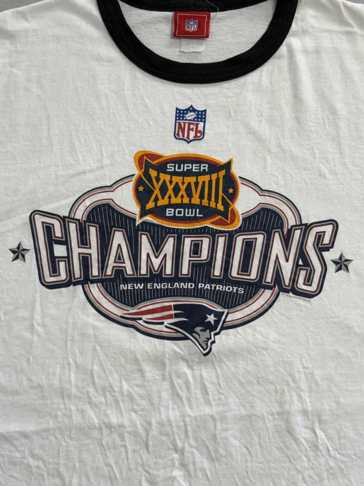 NFL Vintage New England Patriots Tee Super Bowl XXXVIII - L Size US L / EU 52-54 / 3 - 4 Thumbnail