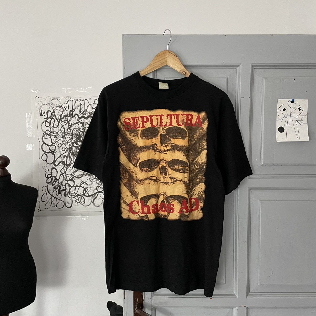Band Tees × Vintage 🔥Ultra Rare🔥Vintage 90’s Sepultura Chaos Ad T-shirts Size US M / EU 48-50 / 2 - 1 Thumbnail
