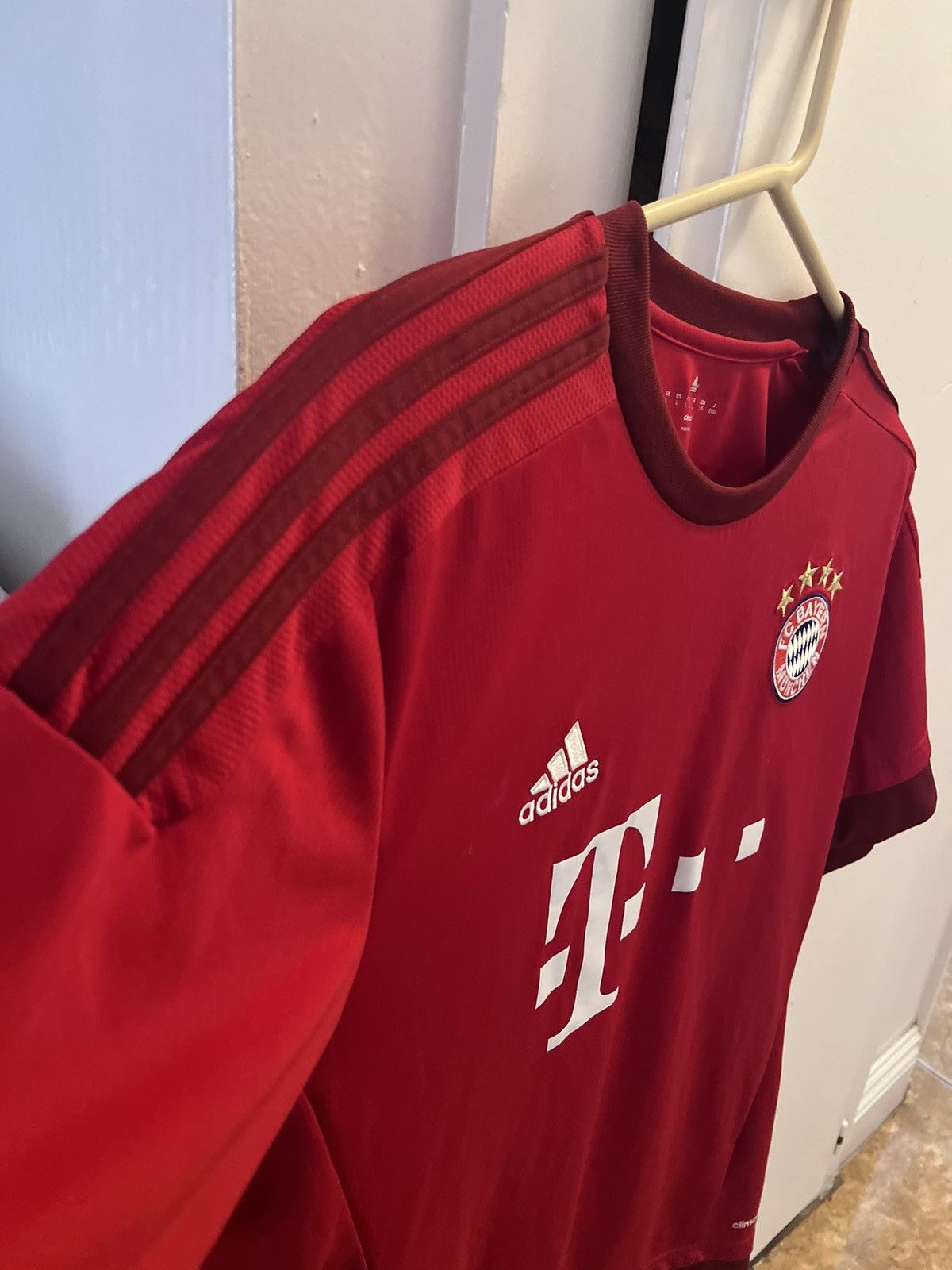 Adidas Bayern Munich 2015-16 Home Football Shirt Jersey Adidas Size US L / EU 52-54 / 3 - 3 Thumbnail