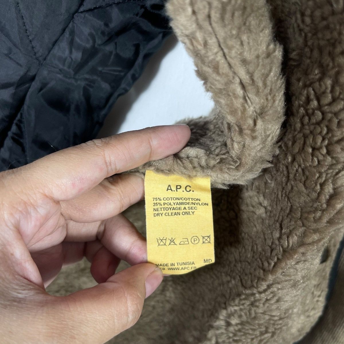 A.P.C. A.P.C. Paris Reversible Sherpa Liner Jacket French Minimalis Size US M / EU 48-50 / 2 - 4 Thumbnail