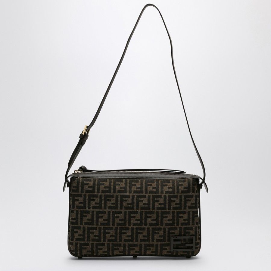 Fendi o1d2blof0824 Size: OS / Simply Fendi Medium Bag in Brown Size ONE SIZE - 1 Thumbnail