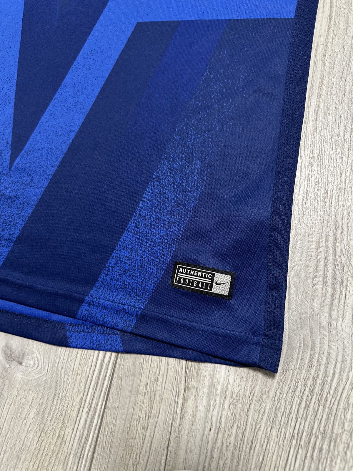 Nike NIKE PARIS SAINT GERMAIN 2019 2020 PRE MATCH TRAINING JERSEY Size US M / EU 48-50 / 2 - 3 Thumbnail