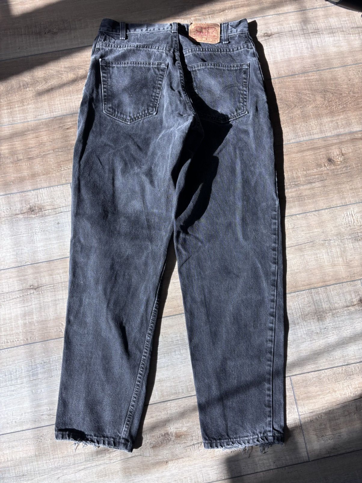 Levi's × Levi's Vintage Clothing × Vintage Black Vintage 90s Levi’s 560 Jeans size 31x32 FREE SHIPPING Size US 31 - 4 Thumbnail