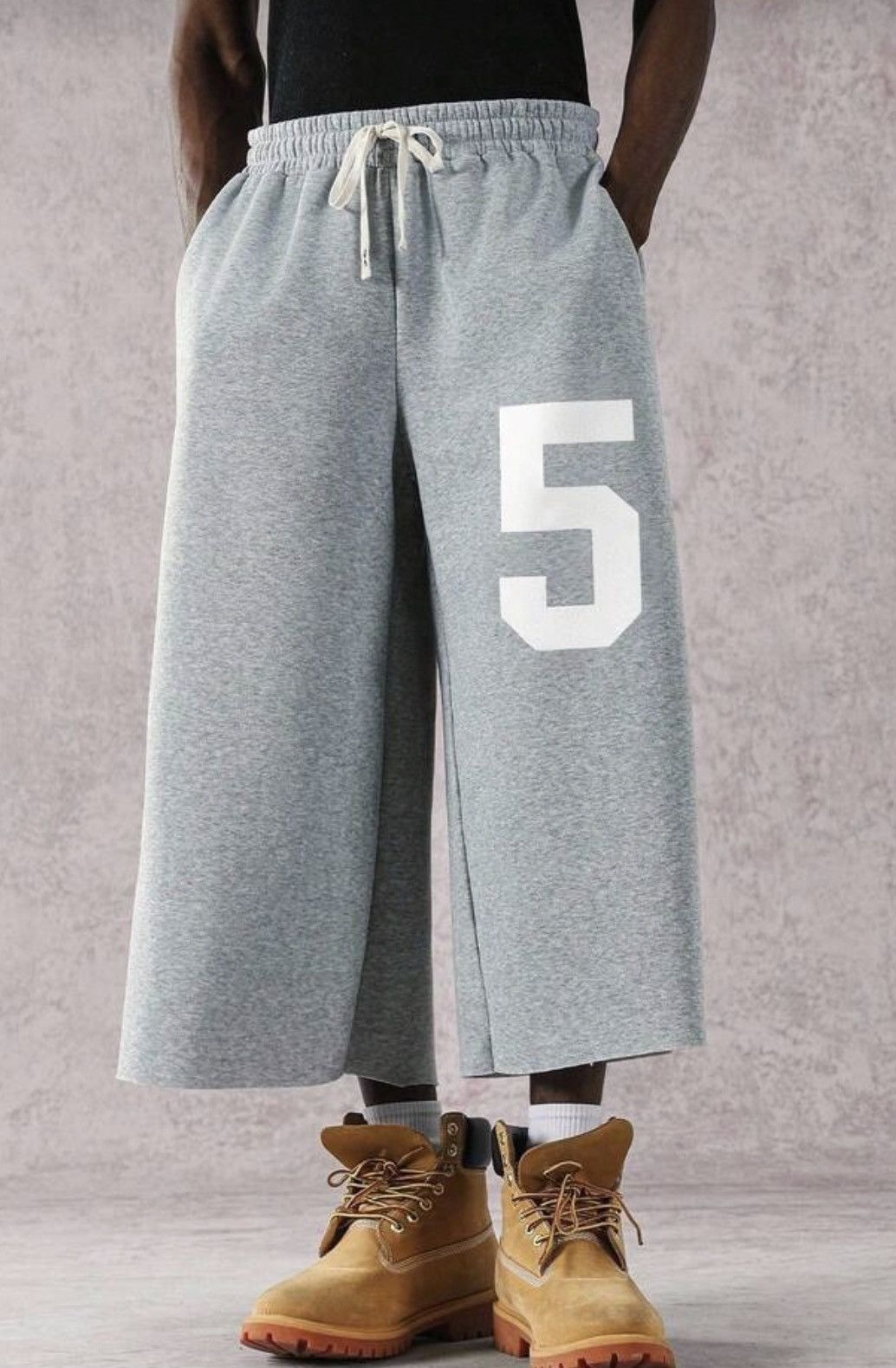 Other Gray Cropped Wide-Leg Sweatpants Size US 35 - 1 Thumbnail