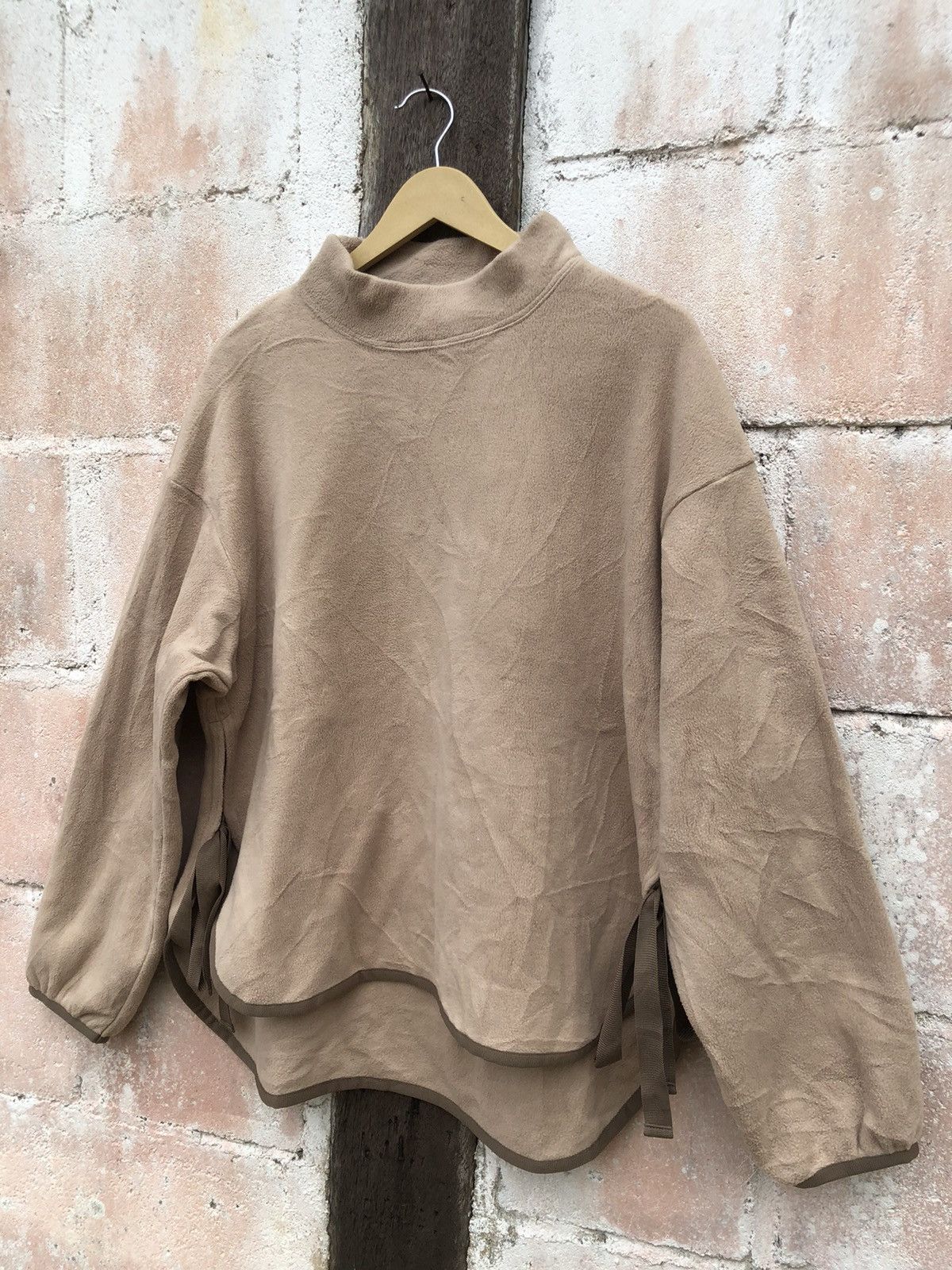 Uniqlo × White Mountaineering Uniqlo White Mountaineering Pullover Fleece Sweater Size US L / EU 52-54 / 3 - 3 Thumbnail