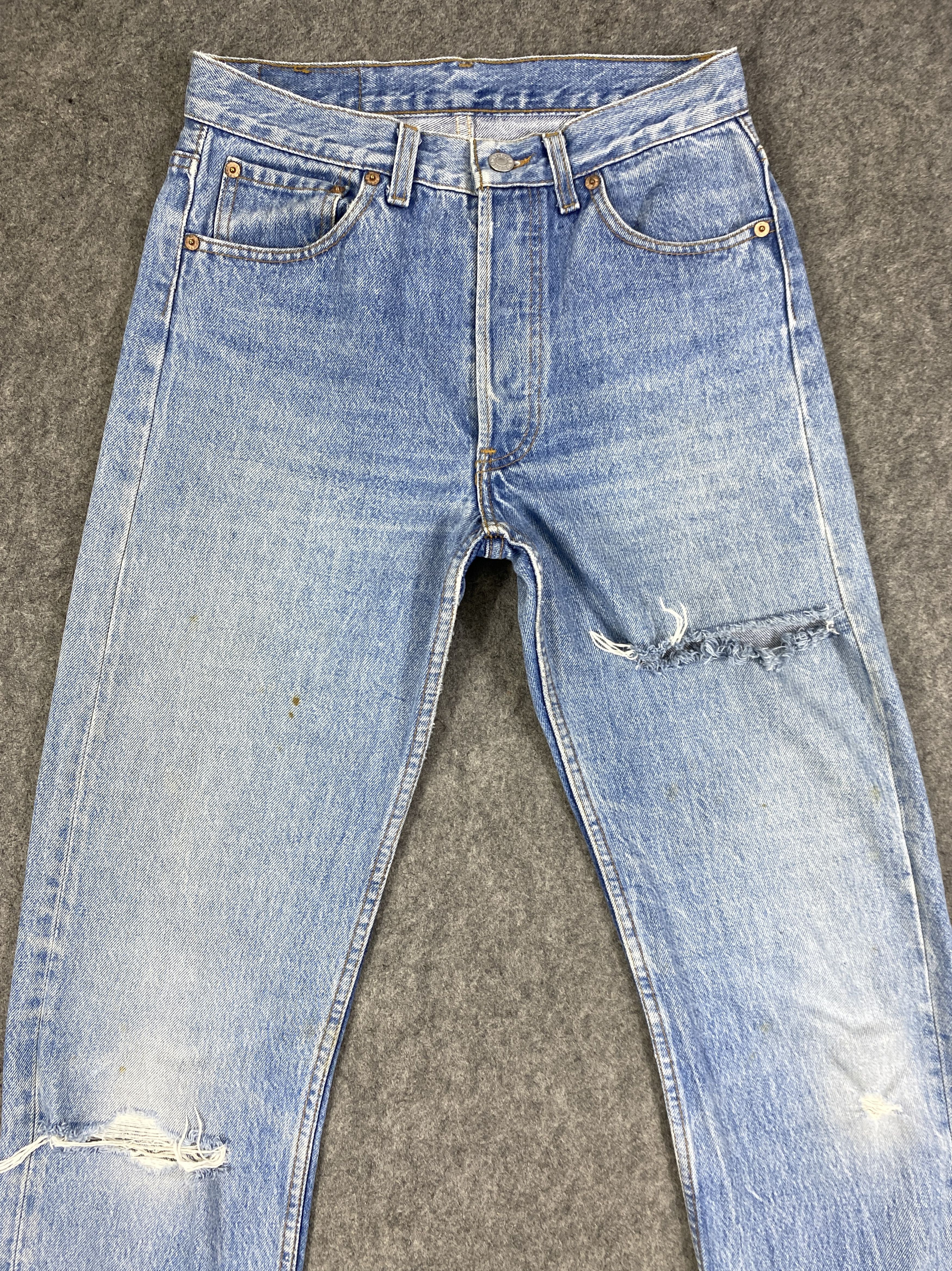 Japanese Brand Light Blue Vintage Levis 501 Jeans 28x31 - JN3192 Size US 28 / EU 44 - 3 Thumbnail
