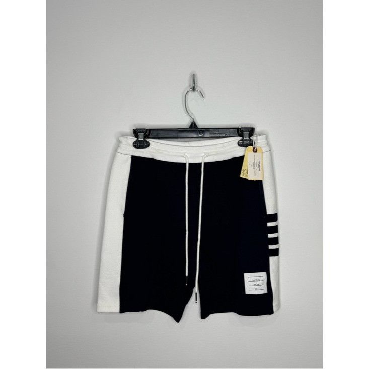 Thom Browne Thom Browne Engineered 4 Bar Loopback Jersey Sweat Shorts Na Size US 28 / EU 44 - 2 Thumbnail