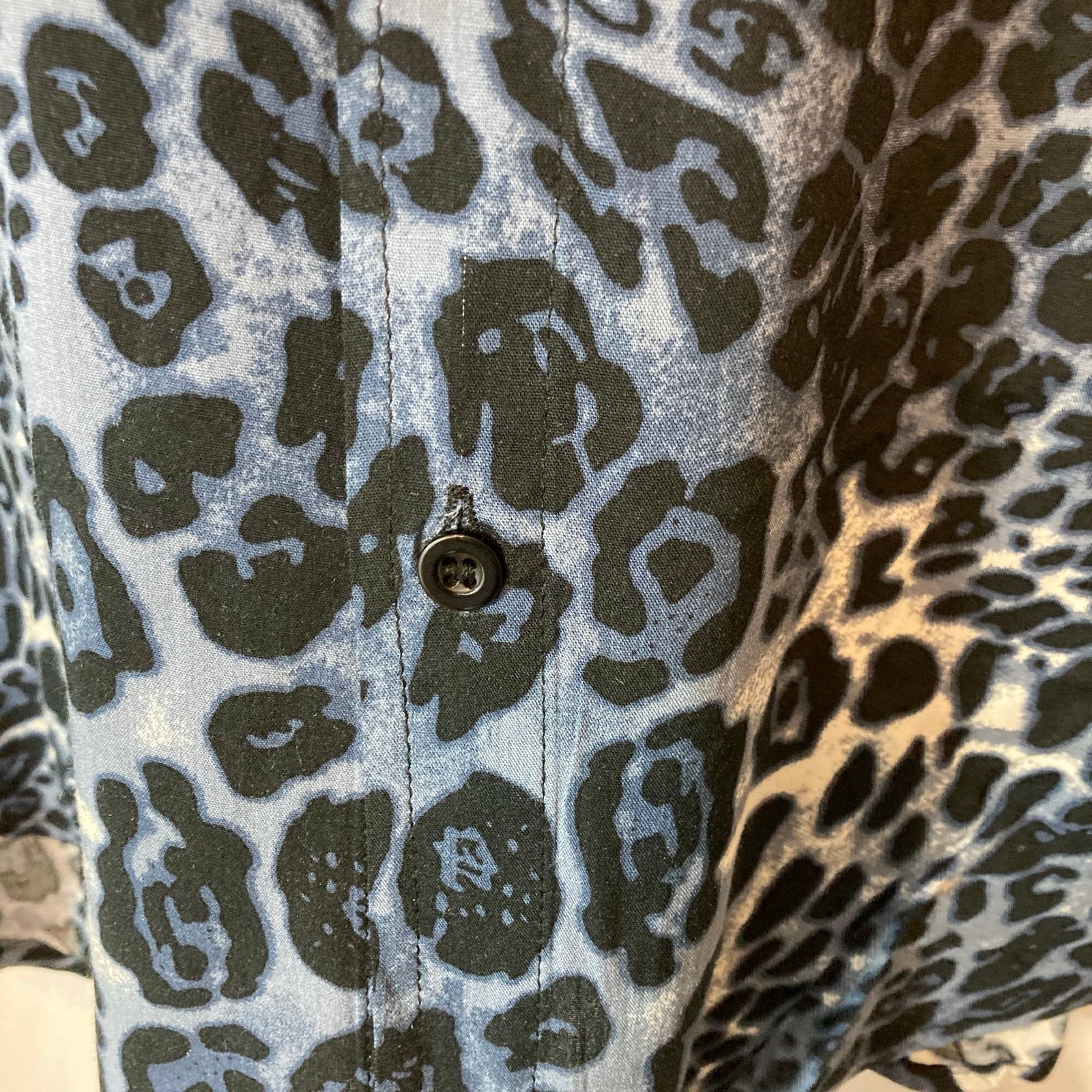 Other Blue Leopard Animal Print Lightweight Button Up Shirt Top Size L / US 10 / IT 46 - 4 Thumbnail