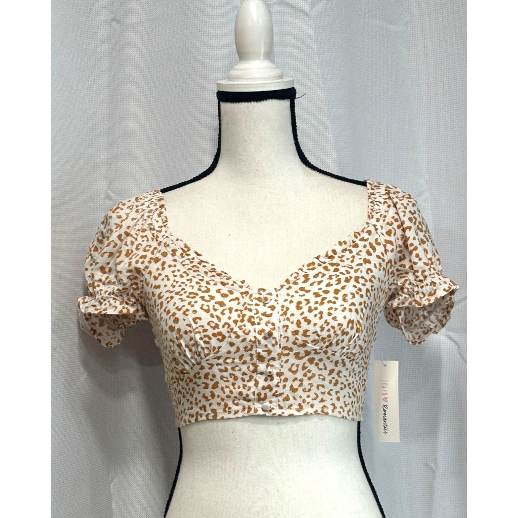 Other Urban Romantics Tie-Back, puff sleeve Printed Crop Top, Ivor Size S / US 4 / IT 40 - 4 Thumbnail