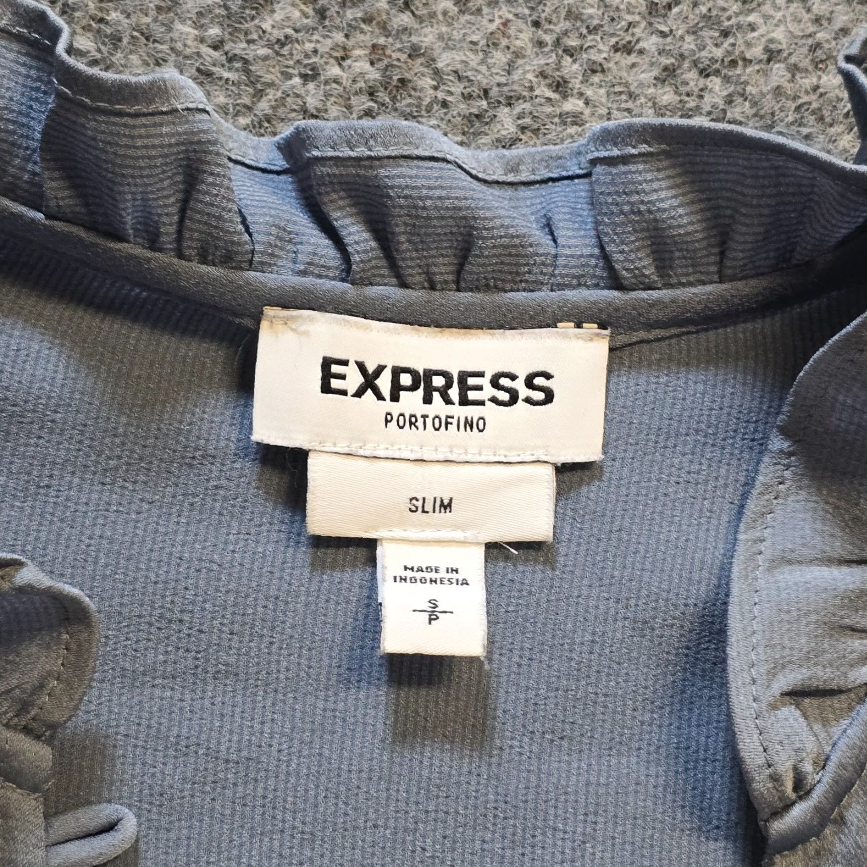 Express Express Shirt Womens Small Gray Portofino Slim Ruffle Long Sleeve Career Capsule Size S / US 4 / IT 40 - 5 Thumbnail