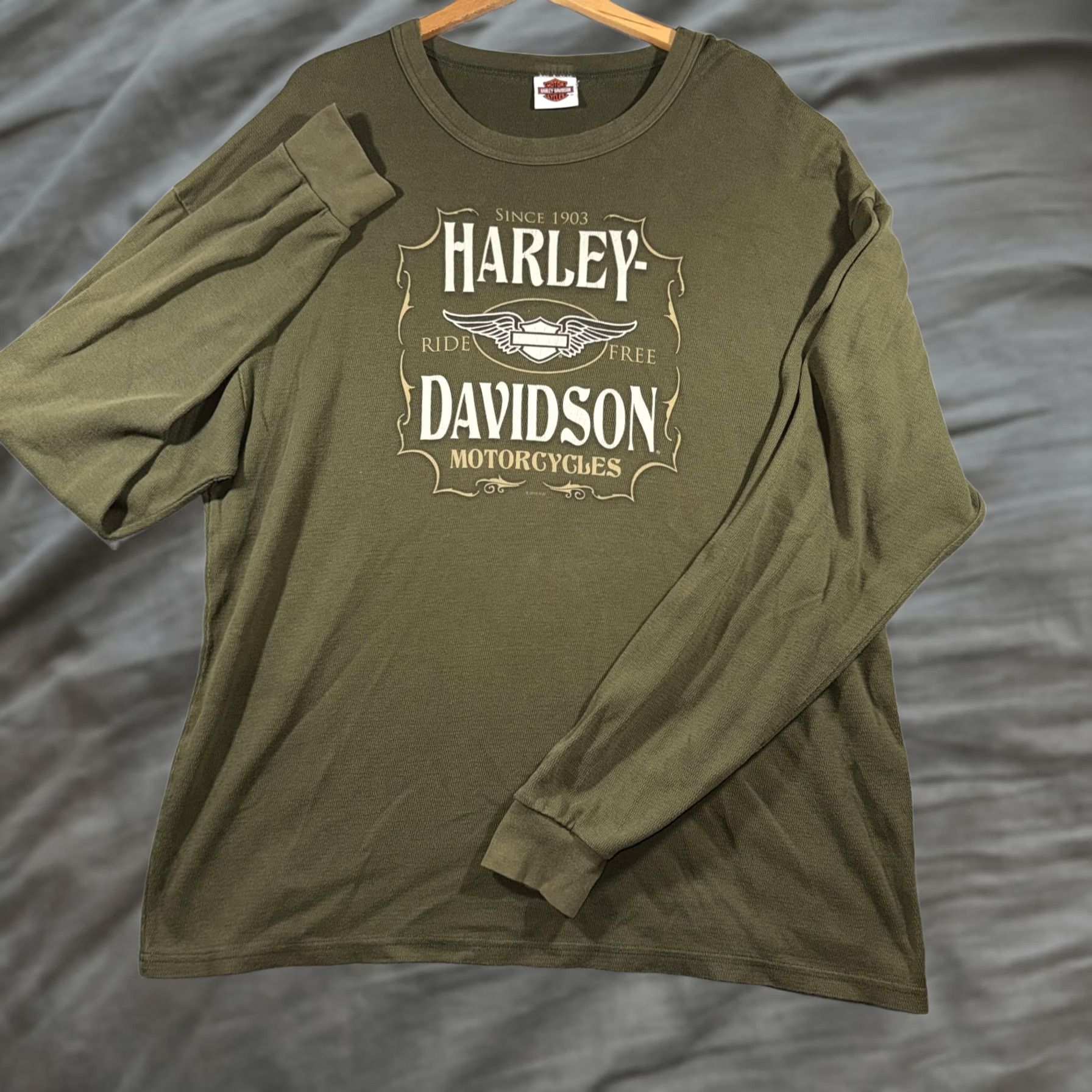 Harley Davidson Harley-Davidson Long Sleeve T-Shirt Olive Green 2XL Vintage Crew Neck Logo Graphic Print Mens Size US XXL / EU 58 / 5 - 1 Thumbnail