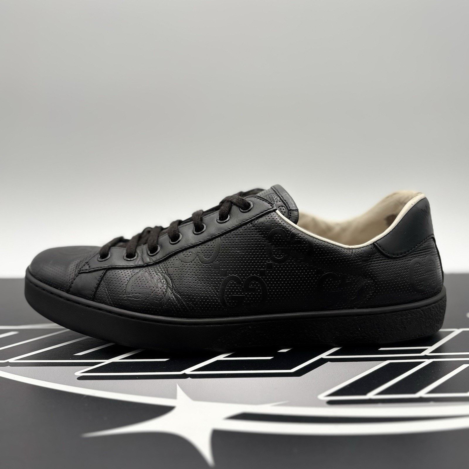 Gucci Size 9.5 G (10 US) - Gucci Ace GG ' Black ' Size US 10 / EU 43 - 11 Thumbnail