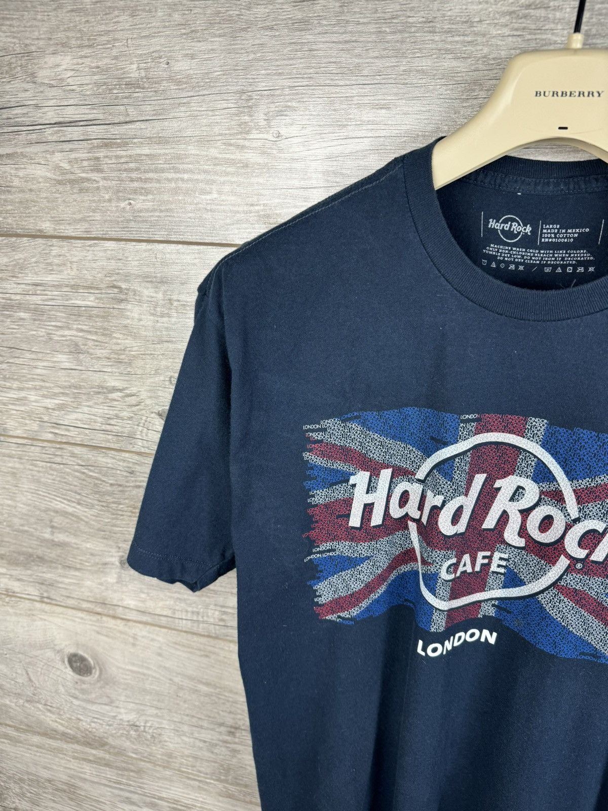 Band Tees Hard Rock Cafe London T-Shirts Size S 🏴󠁧󠁢󠁥󠁮󠁧󠁿 Size US L / EU 52-54 / 3 - 6 Thumbnail
