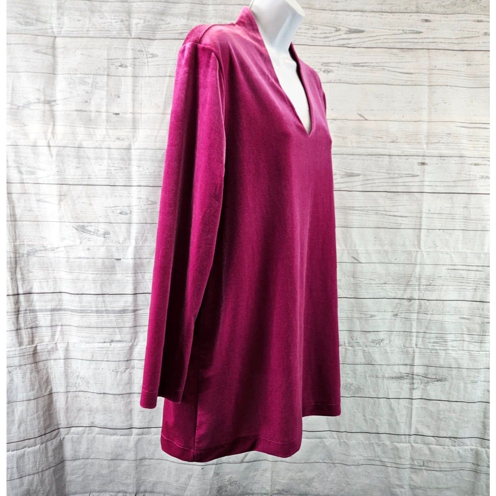 Vintage Chico's Womens Velvet Polished Tunic L Long Sleeve V-Neck Blouse Size Large Pink Size L / US 10 / IT 46 - 3 Thumbnail