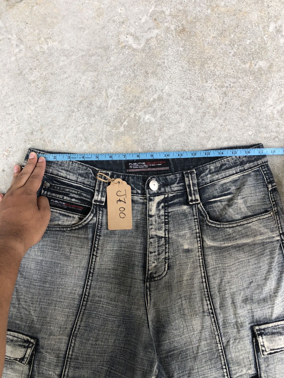 Fubu Japanese Fubu Baggy Jeans Hip Hop Distressed Jeans Size US 34 / EU 50 - 18 Thumbnail