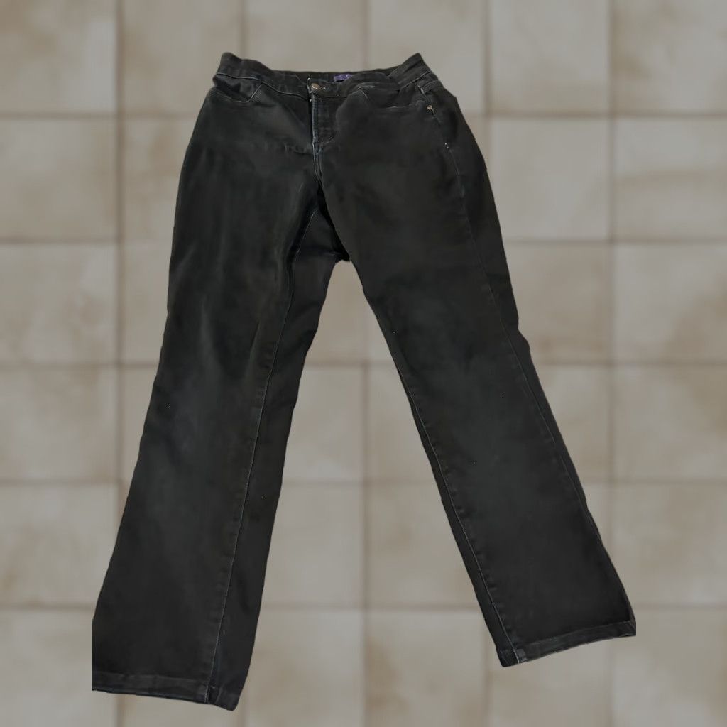 NYDJ **NYDJ Marilyn Straight Jeans Womens Petite Black Classic** User: **NYDJ Marilyn Black Petite Straight Jeans Womens Classic** Size 27" / US 4 / IT 40 - 1 Thumbnail