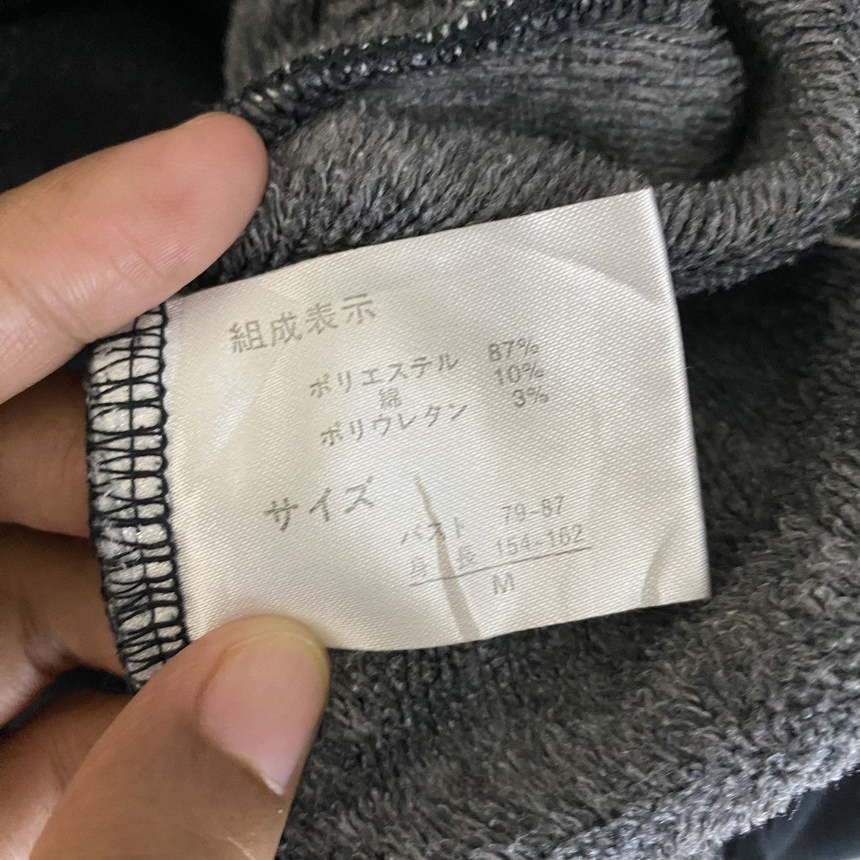 Disney × Japanese Brand × Mickey Mouse Mickey Mouse Big Logo Crewneck Sweatshirt Size US S / EU 44-46 / 1 - 12 Thumbnail