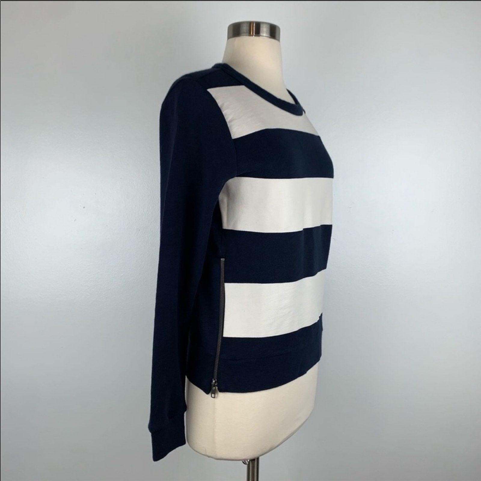 J.Crew J CREW Navy White Nautical Preppy Striped Pullover Sweater Size XS / US 0-2 / IT 36-38 - 6 Thumbnail
