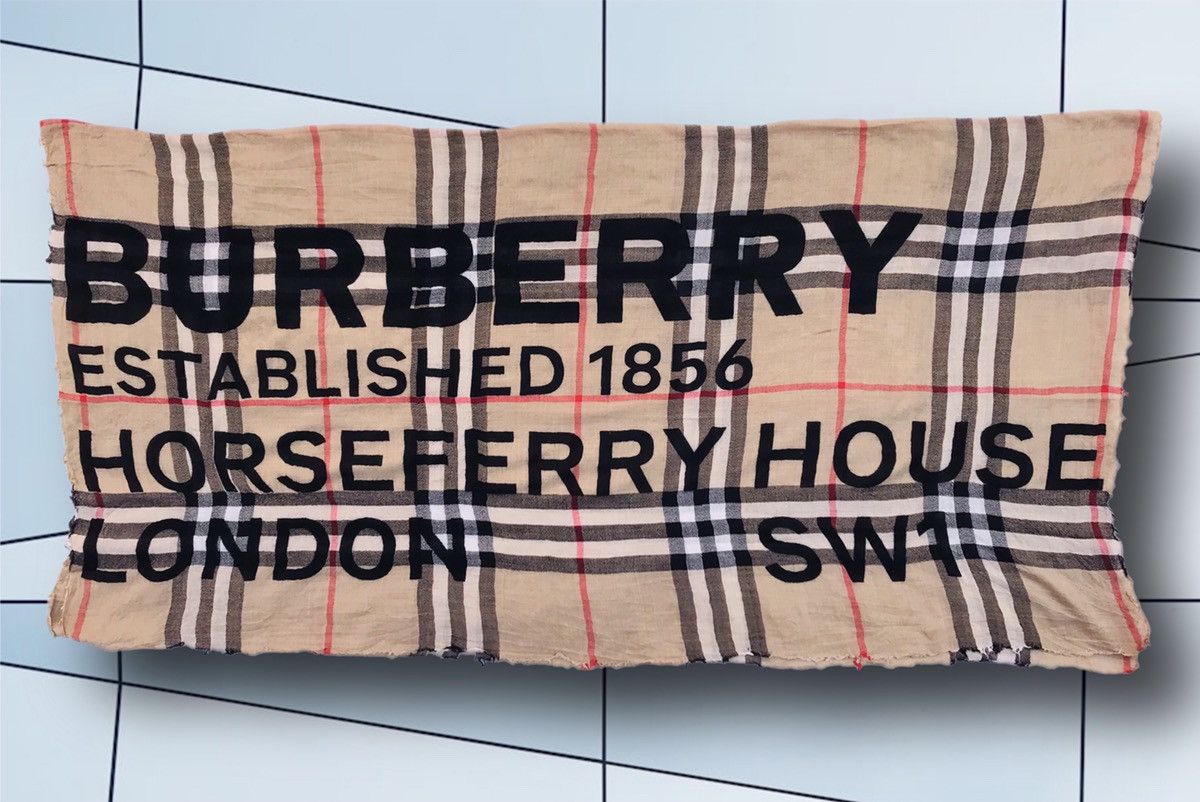 Burberry Burberry London Horseferry Scarf Nova Check Sqare cashmere Size ONE SIZE - 2 Thumbnail