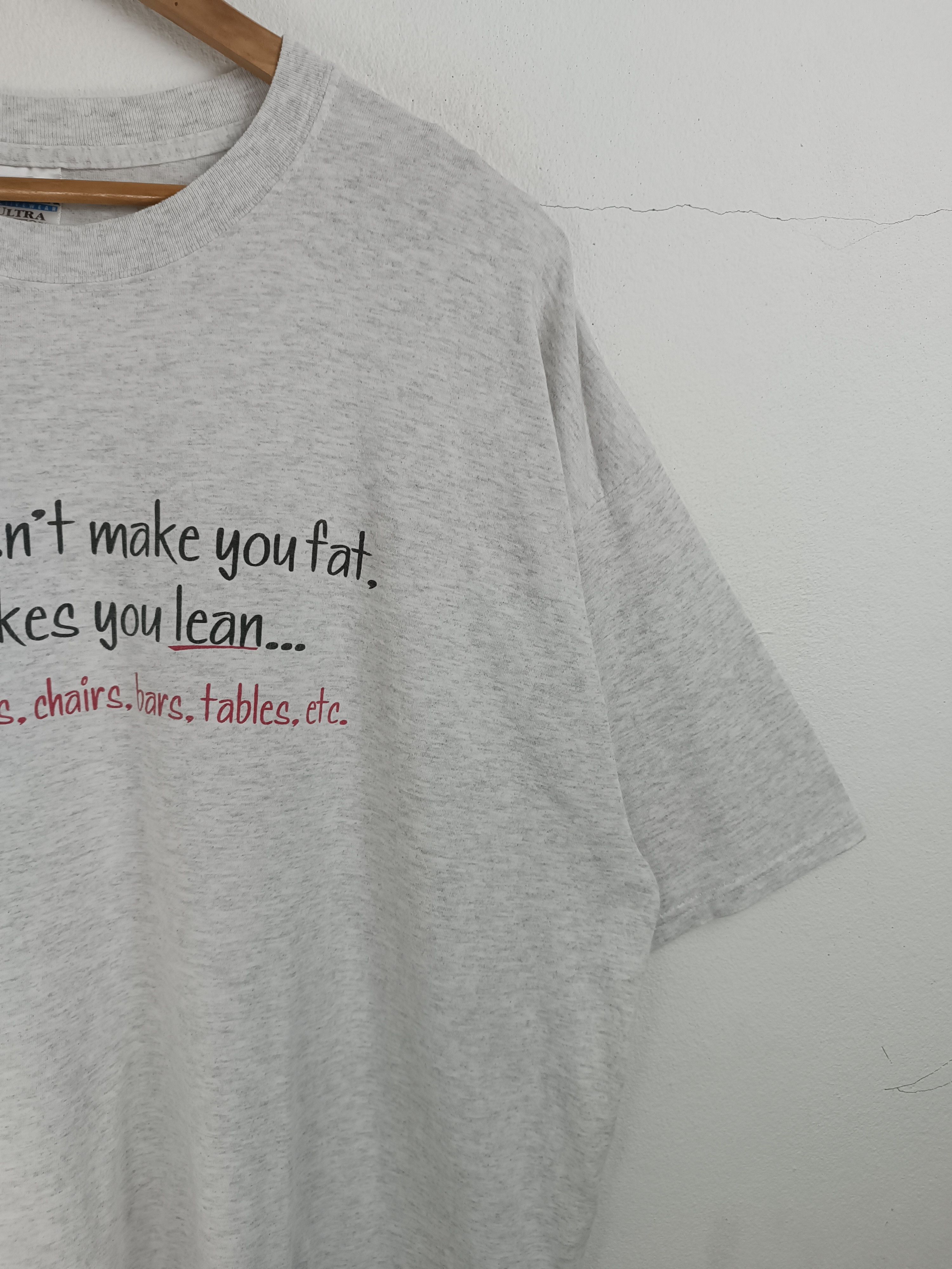 Vintage VINTAGE 2000s BEER DOESN'T MAKE YOU FAT HUMOR JOKE FUNNY TEE Size US XXL / EU 58 / 5 - 6 Thumbnail