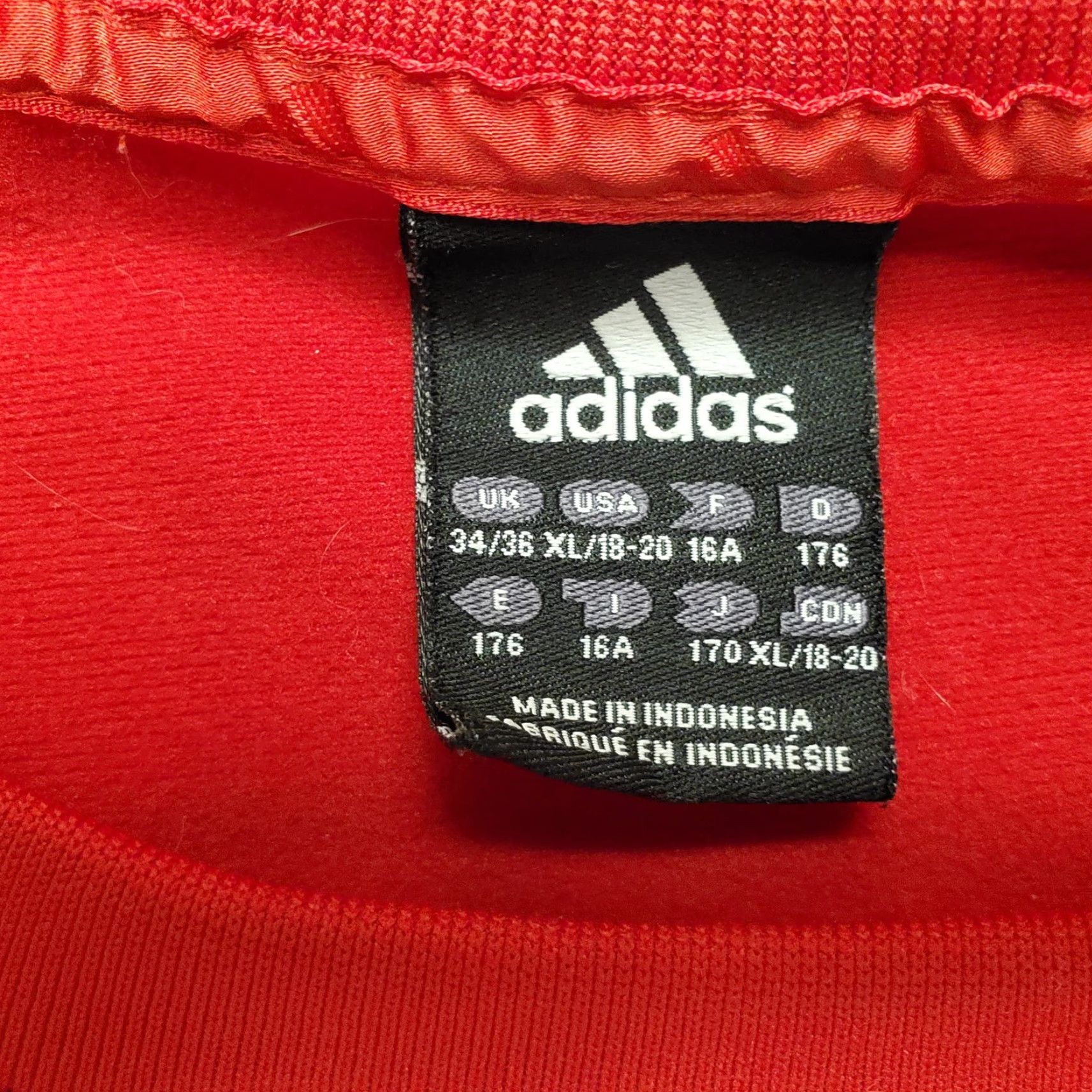 Adidas VINTAGE Adidas Sweater Mens XL Red 3 Stripe Sleeve Crewneck Sweatshirt Pullover Size US XL / EU 56 / 4 - 4 Thumbnail