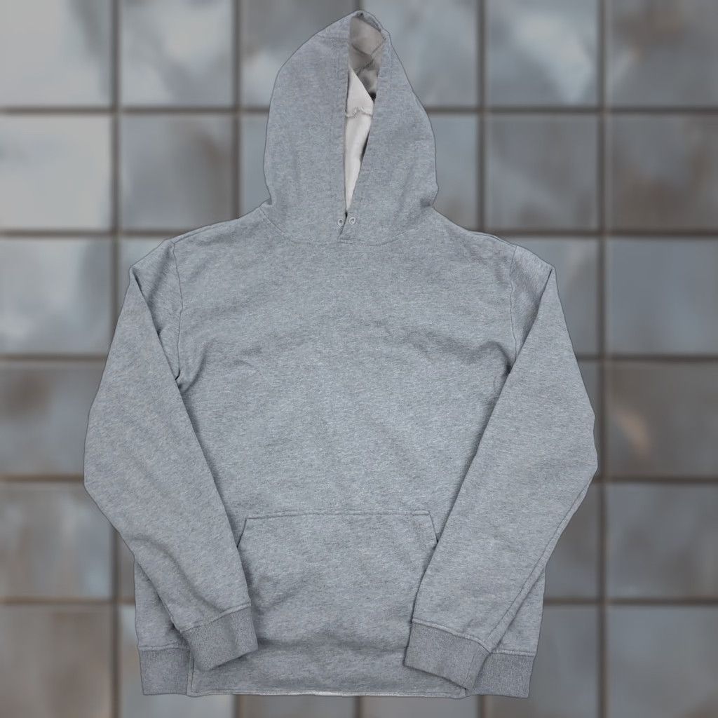 Vintage BYLT Core Hoodie Mens L Grey Pullover Hoodie 100% Cotton Ribbed Hem Cuffs Pockets Fleece Eyelets Modern Classic Casual Everyday Sweatshirt Size US L / EU 52-54 / 3 - 1 Thumbnail