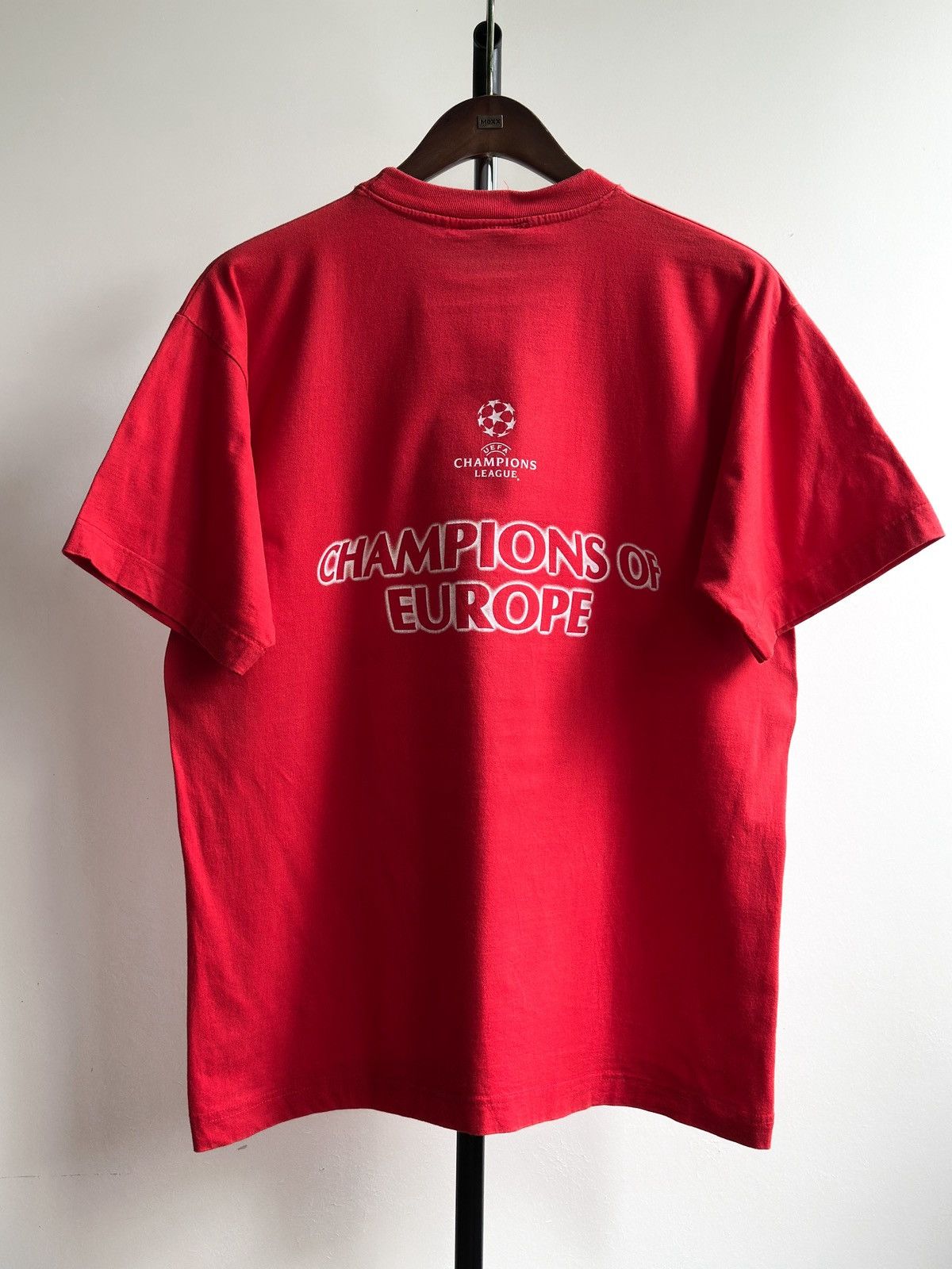 Umbro Vintage 1999 Umbro Manchester United Champions Of Europe Tee Size US M / EU 48-50 / 2 - 2 Thumbnail