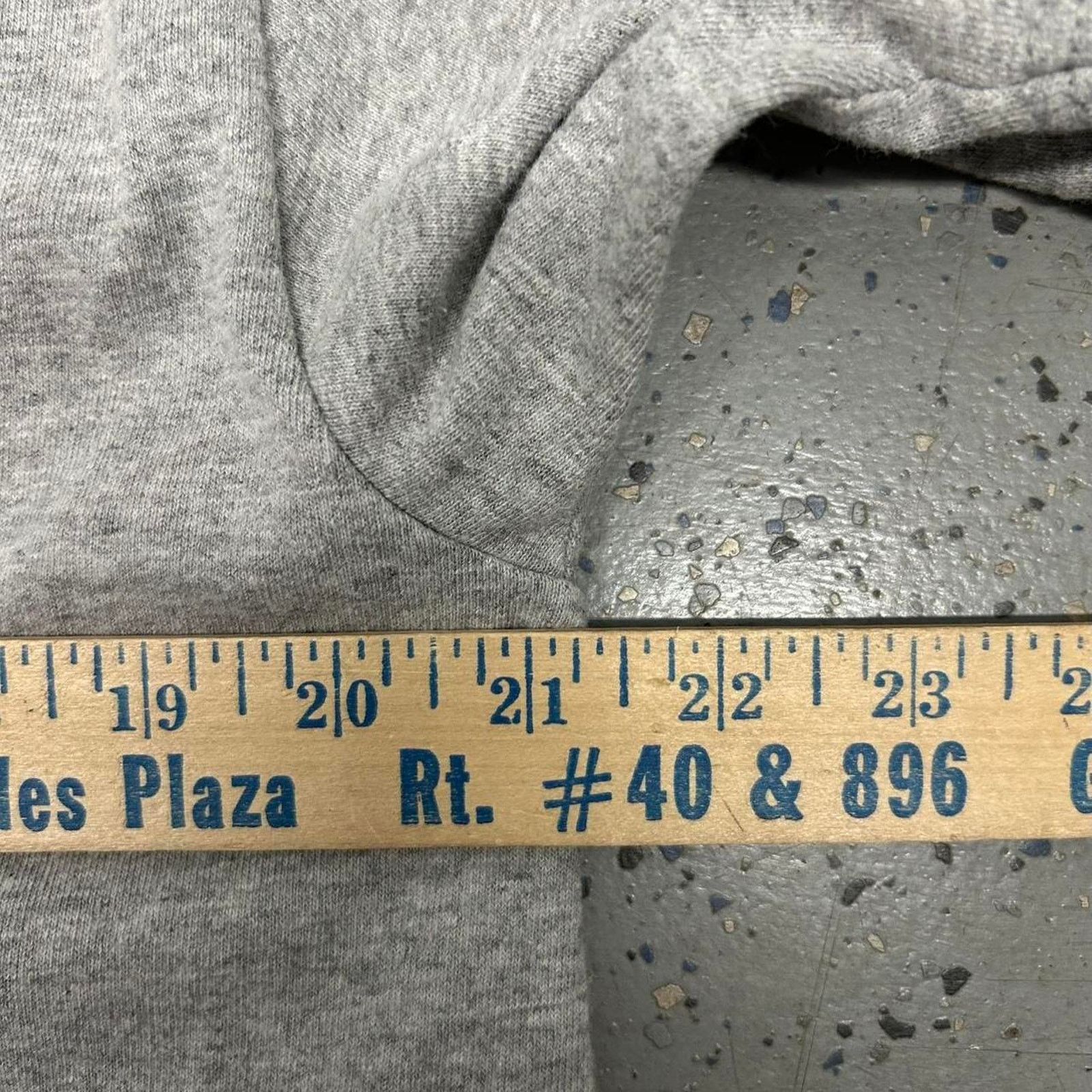 Champion VTG/Y2K Grey and purple Chicago Enforcers football tee Size US L / EU 52-54 / 3 - 4 Thumbnail