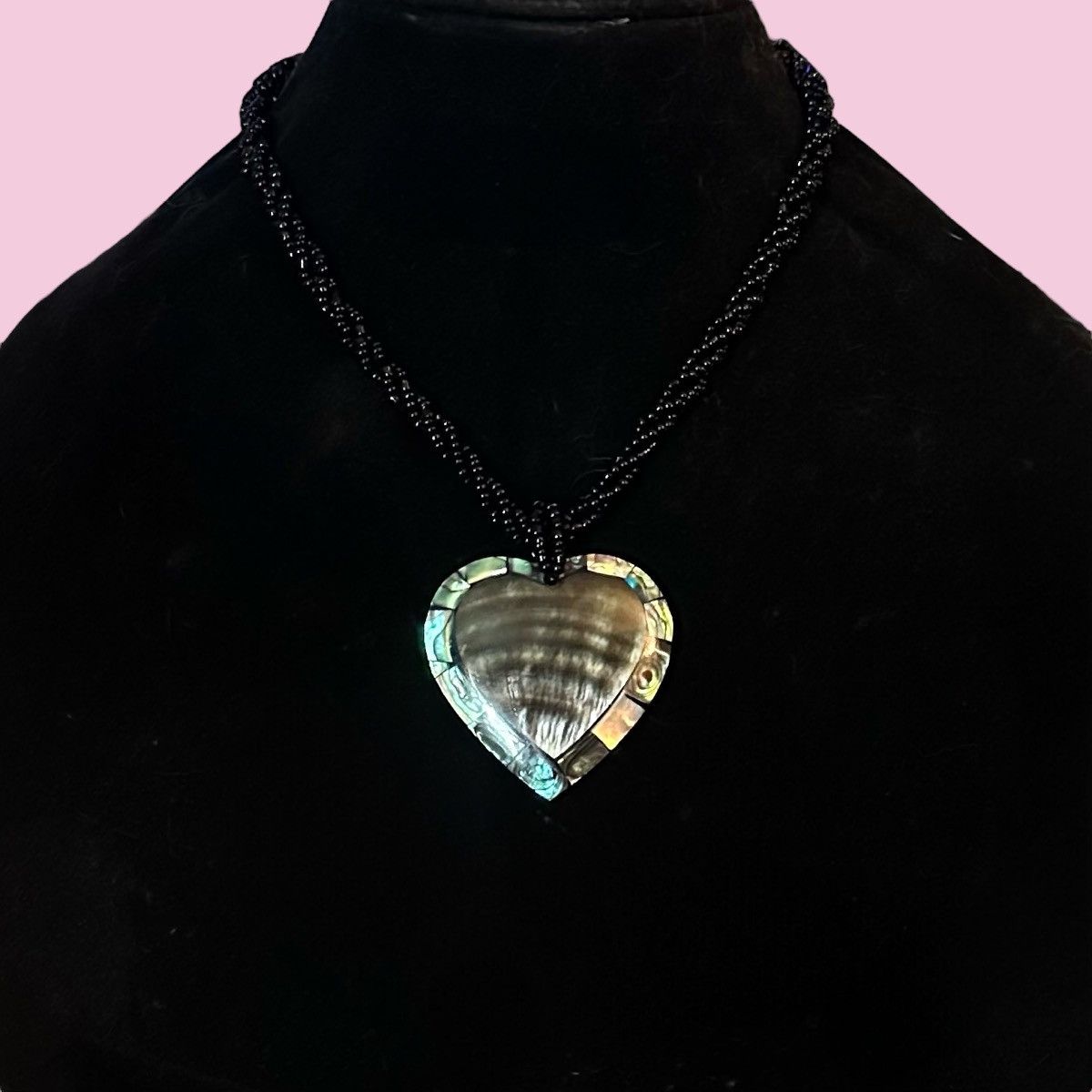 Other Vintage twisted bead mosaic abalone heart pendant necklace Size ONE SIZE - 1 Thumbnail