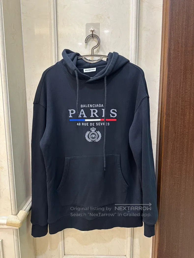 Balenciaga Balenciaga Crown embroidered logo hoodie XS code Size US XS / EU 42 / 0 - 1 Thumbnail