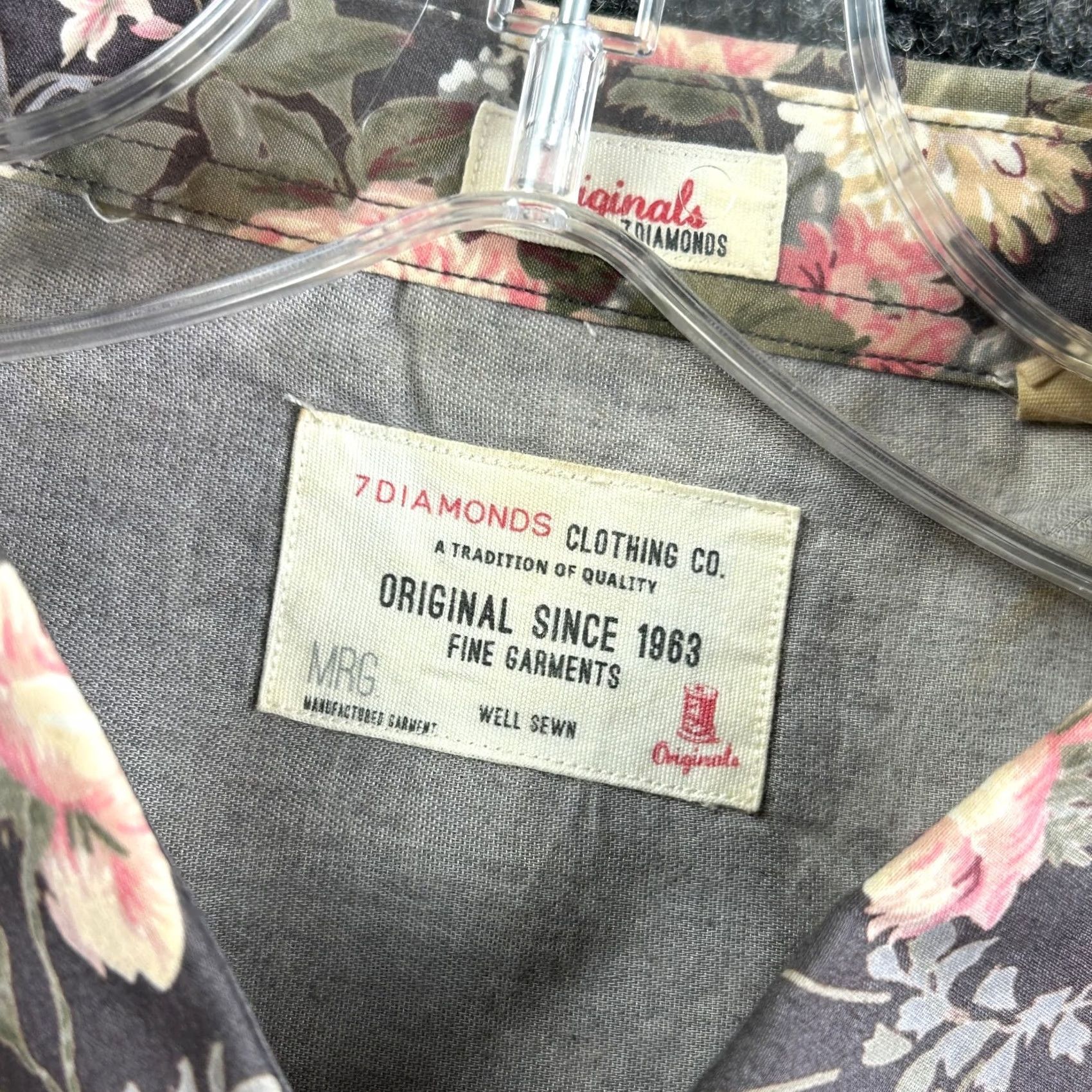 Vintage VINTAGE 7 Diamonds Mens Short Sleeve Button Down Shirt L Floral Hawaiian Gray Size US L / EU 52-54 / 3 - 3 Thumbnail