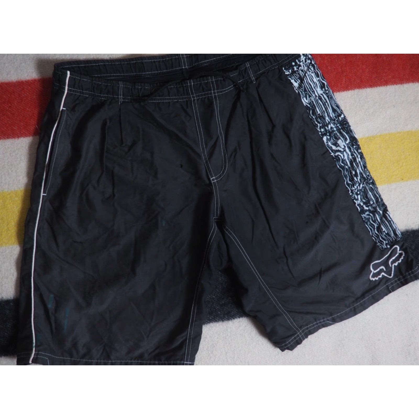 Fox Racing VINTAGE Fox Board Shorts Mens 36 Black 90s Y2k 2000s Faded Distressed Pockets 19" length 36W Size US 36 / EU 52 - 3 Thumbnail