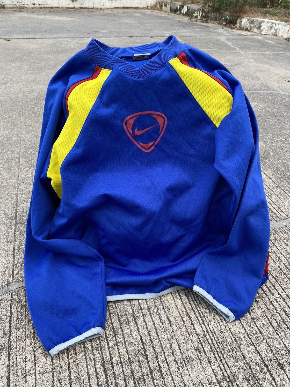 Nike Vintage Nike Wark Track Sweatshirt Size US L / EU 52-54 / 3 - 1 Thumbnail