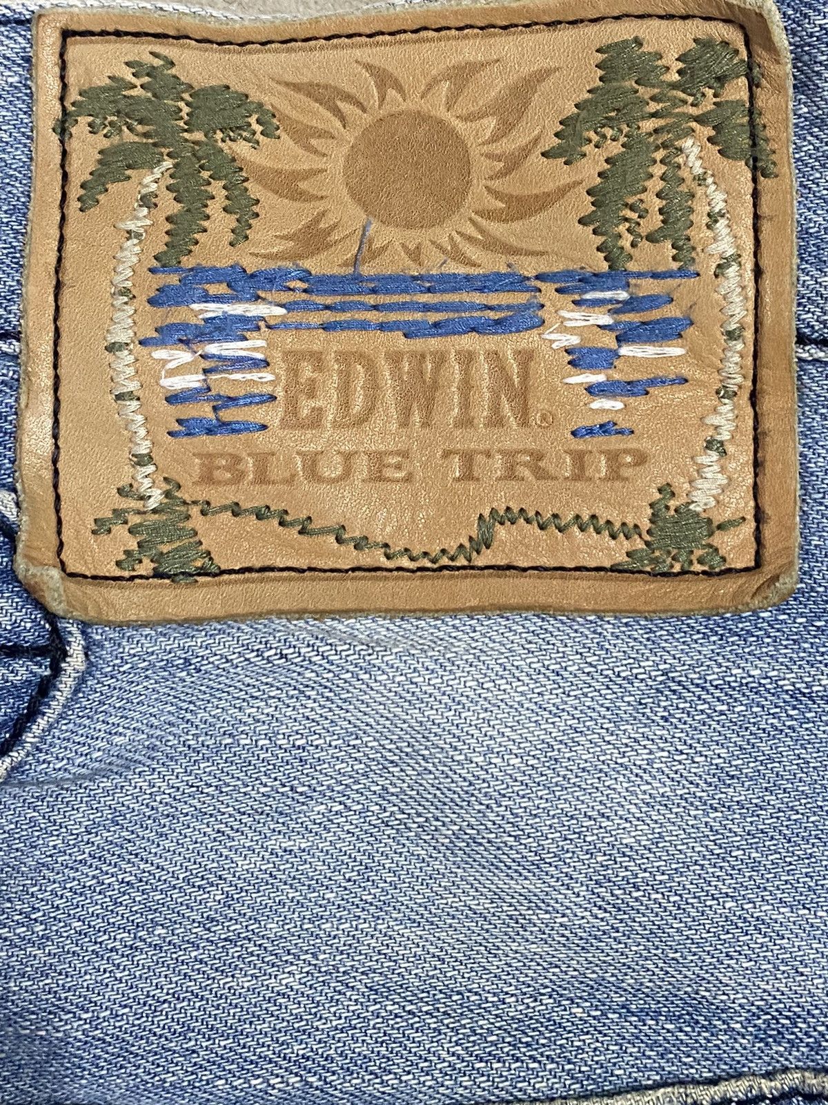 Edwin Vintage Edwin Blue Trip Faded Wash Distressed Jeans Size US 32 / EU 48 - 18 Thumbnail