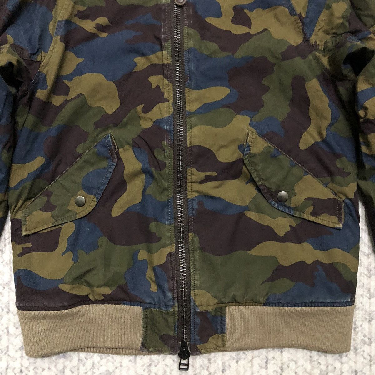 Japanese Brand × Johnbull Rare John Bull Camouflage Army Bomber Jacket Size US S / EU 44-46 / 1 - 3 Thumbnail