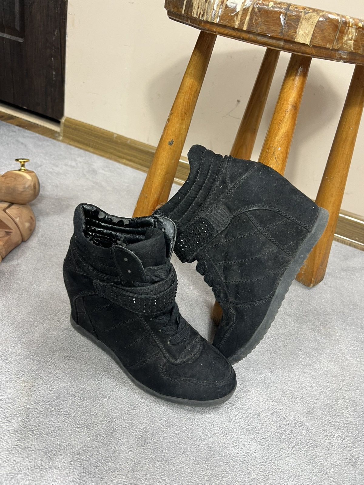 Japanese Brand Y2k suede japanese heel Isabel Marant style if six was nine Size US 7 / IT 37 - 3 Thumbnail