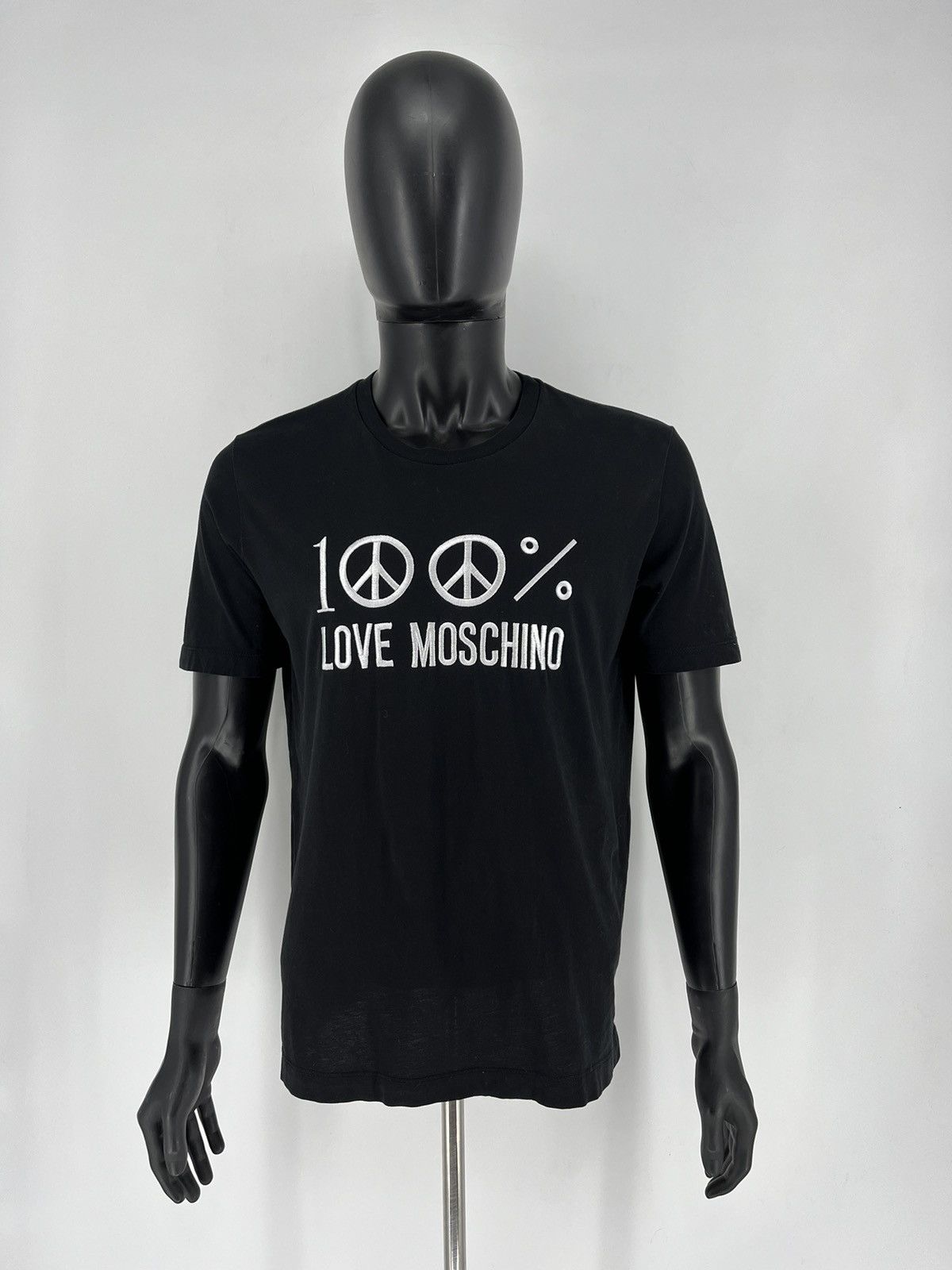 Moschino Vintage Y2K Moschino Blank Tee Shirt Big logo luxury Size L Size US L / EU 52-54 / 3 - 2 Thumbnail