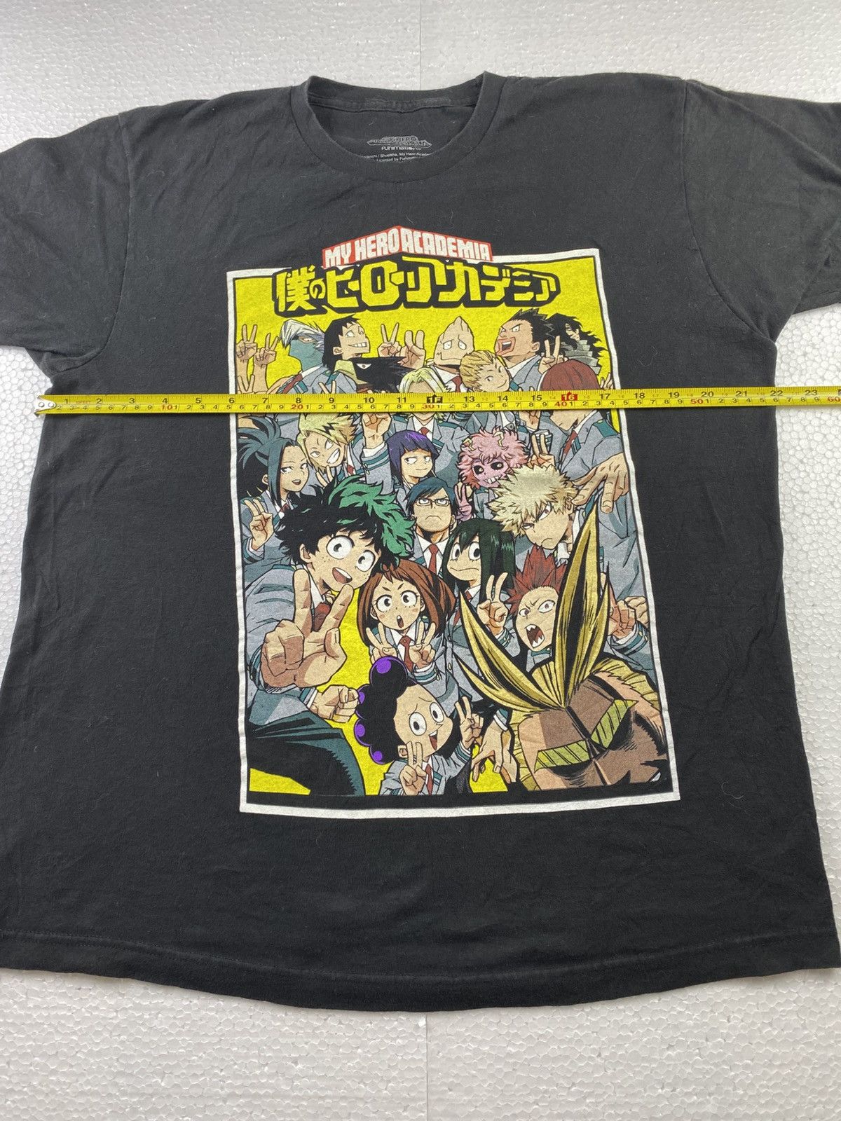 Vintage MY HERO ACADEMIA Tshirt (B2) Size US L / EU 52-54 / 3 - 4 Thumbnail