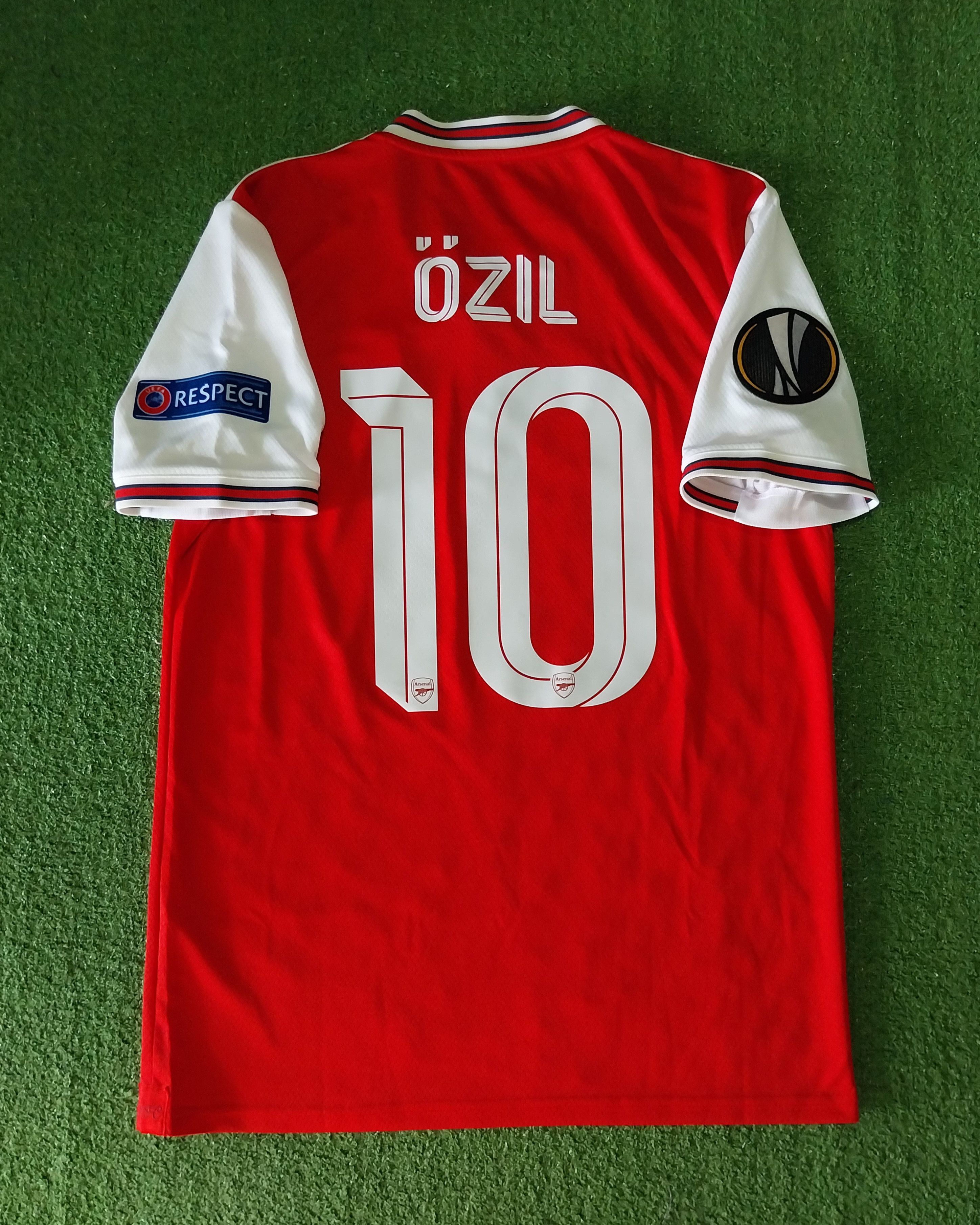 Adidas Arsenal home 2019/2020 özil jersey football Size US S / EU 44-46 / 1 - 2 Thumbnail