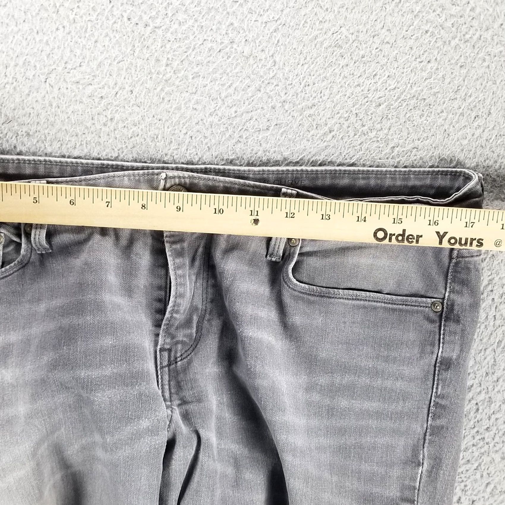Levi's Levi's Womens Jeans 31X28 Skinny Low Rise Medium Wash Denim Pants (Regular) Womens Size 24" / US 00 / IT 34 - 3 Thumbnail