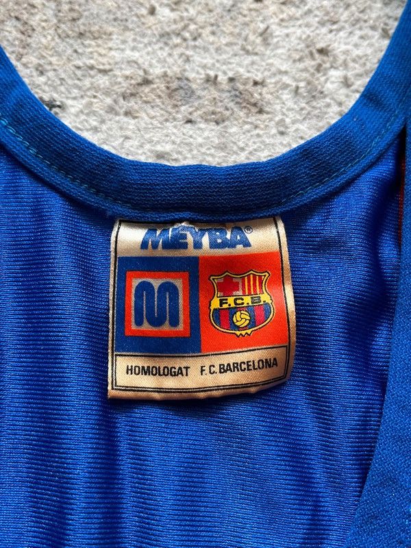Other Meyba x F.C. Barcelona Sz M Top Tank 1980s Rare Football Size US M / EU 48-50 / 2 - 5 Thumbnail