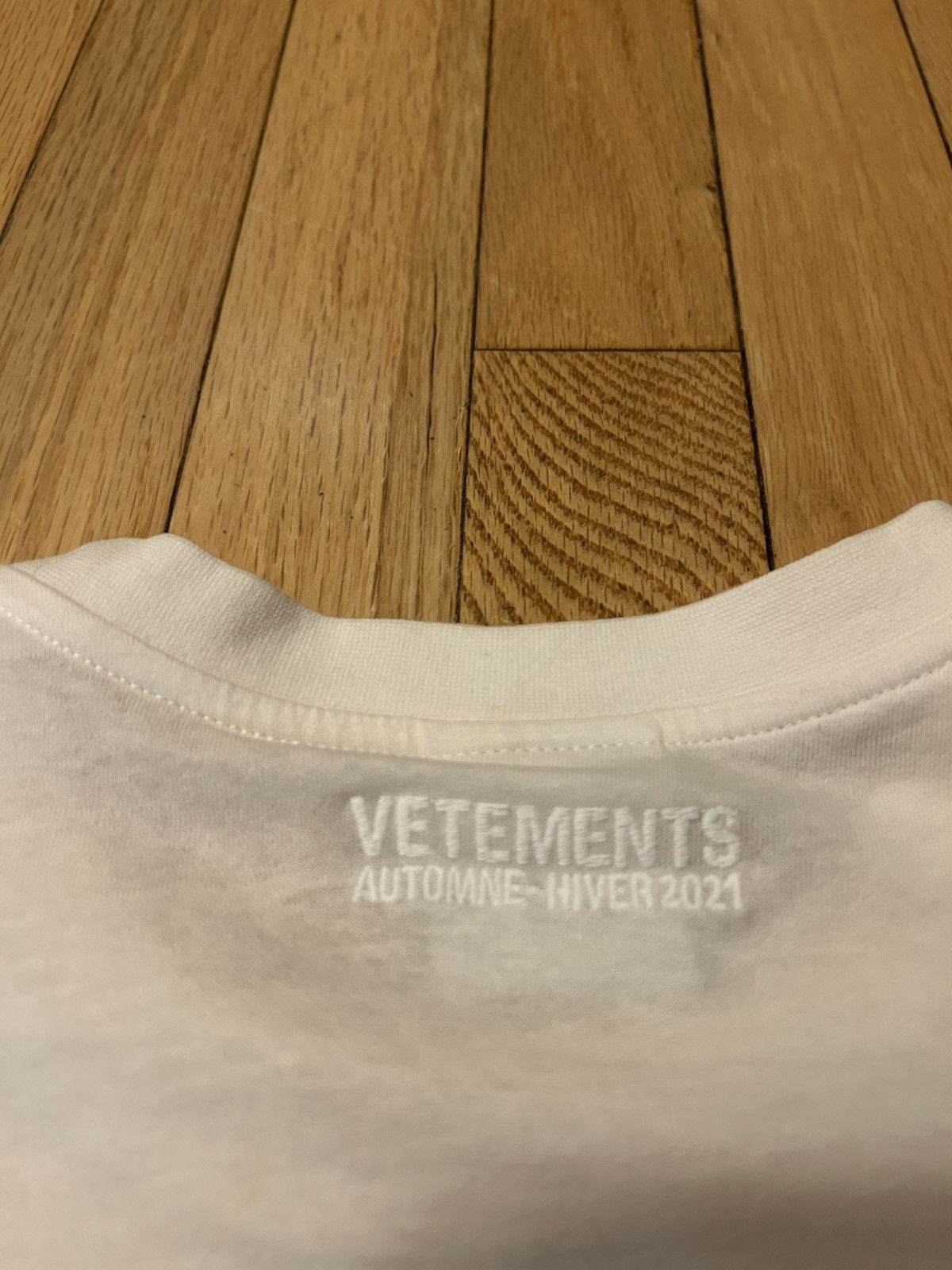 Vetements Vetements Written Logo Tee Size US XS / EU 42 / 0 - 7 Thumbnail