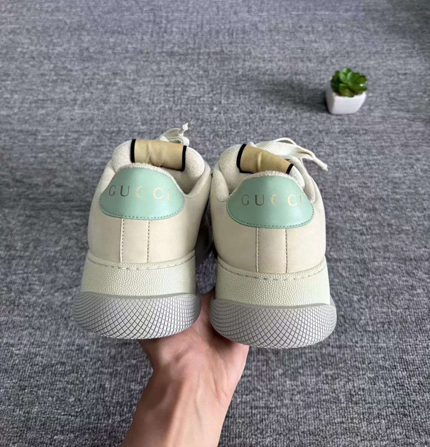 Gucci Gucci shoe 40.5 like new original box no side tag full tread Size US 7.5 / EU 40-41 - 6 Thumbnail