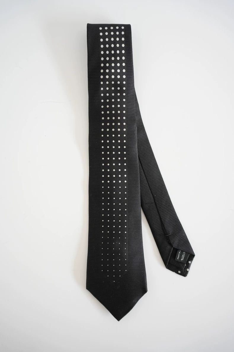 Yohji Yamamoto Graduated polka-dot silk tie 2505-Nextarrow