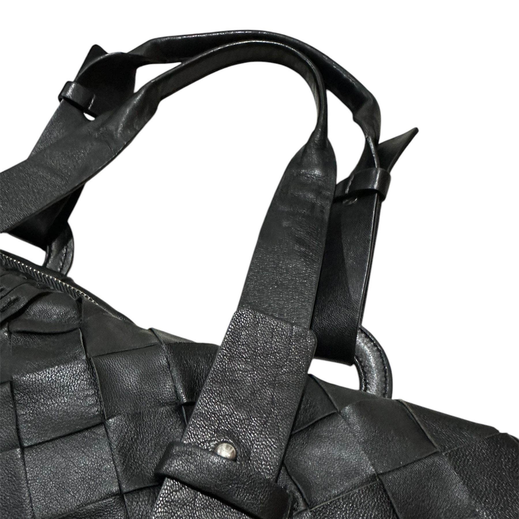 Bottega Veneta Grailed🔥Bottega Veneta Hand Carry Leather Bag Size ONE SIZE - 7 Thumbnail