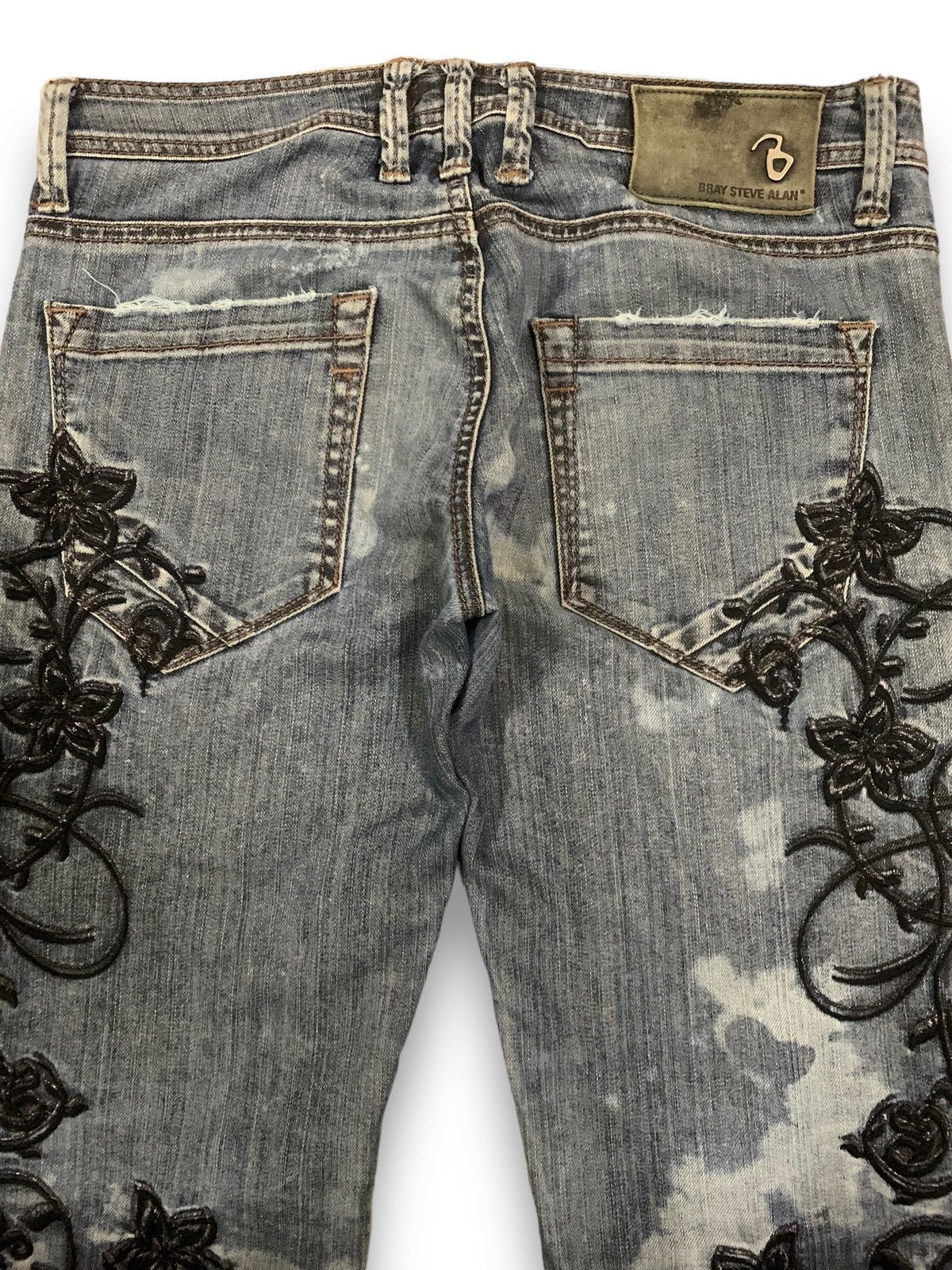 Bray Steve Alan Bray Steve Alan Embroidered Acid Wash Low Rise Skinny Jeans Size US 30 / EU 46 - 12 Thumbnail