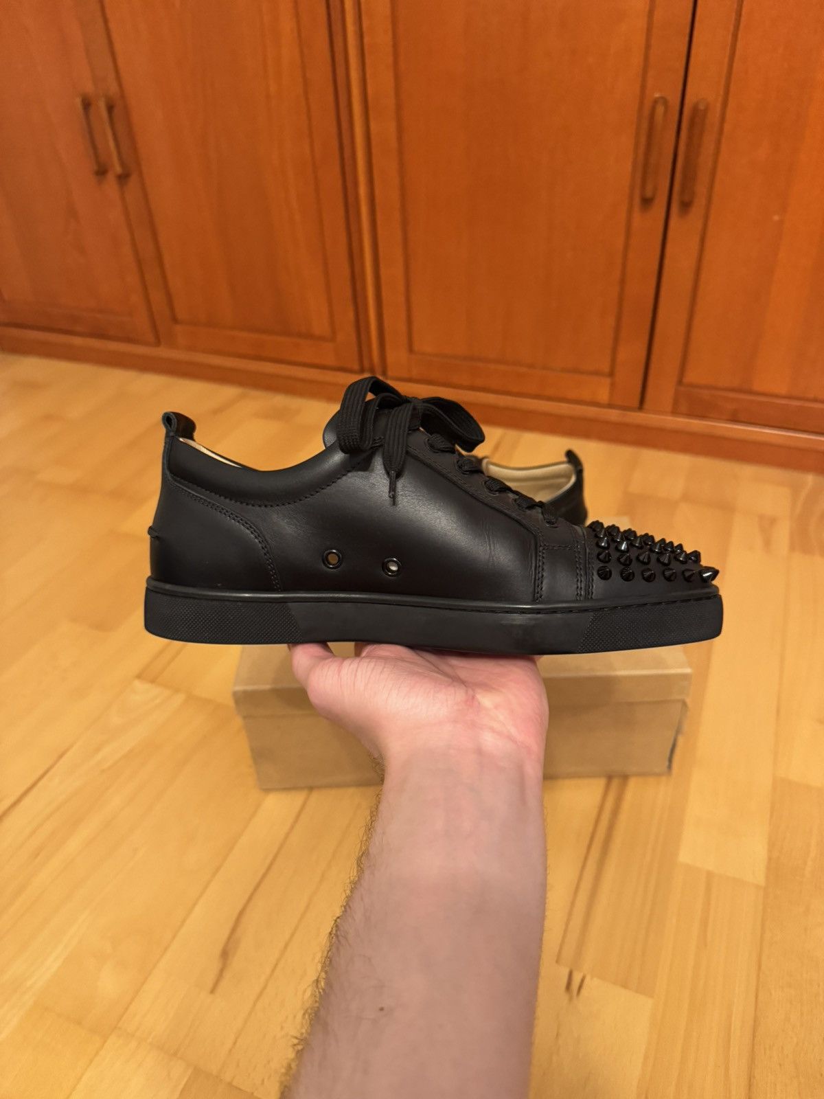 Christian Louboutin Christian Louboutin Louis Junior Spike Leather Size US 8 / EU 41 - 4 Thumbnail